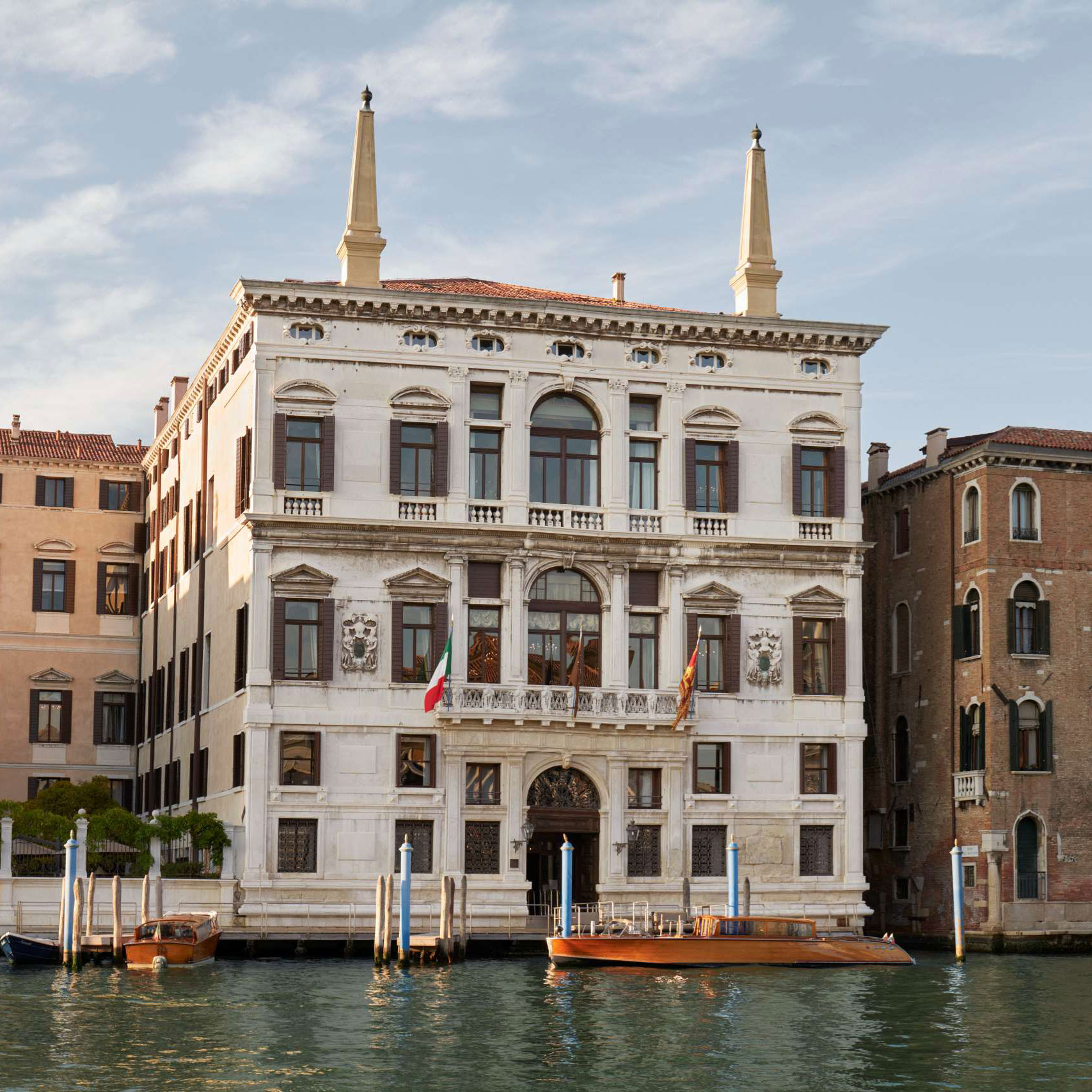 hotel from the tourist in venice