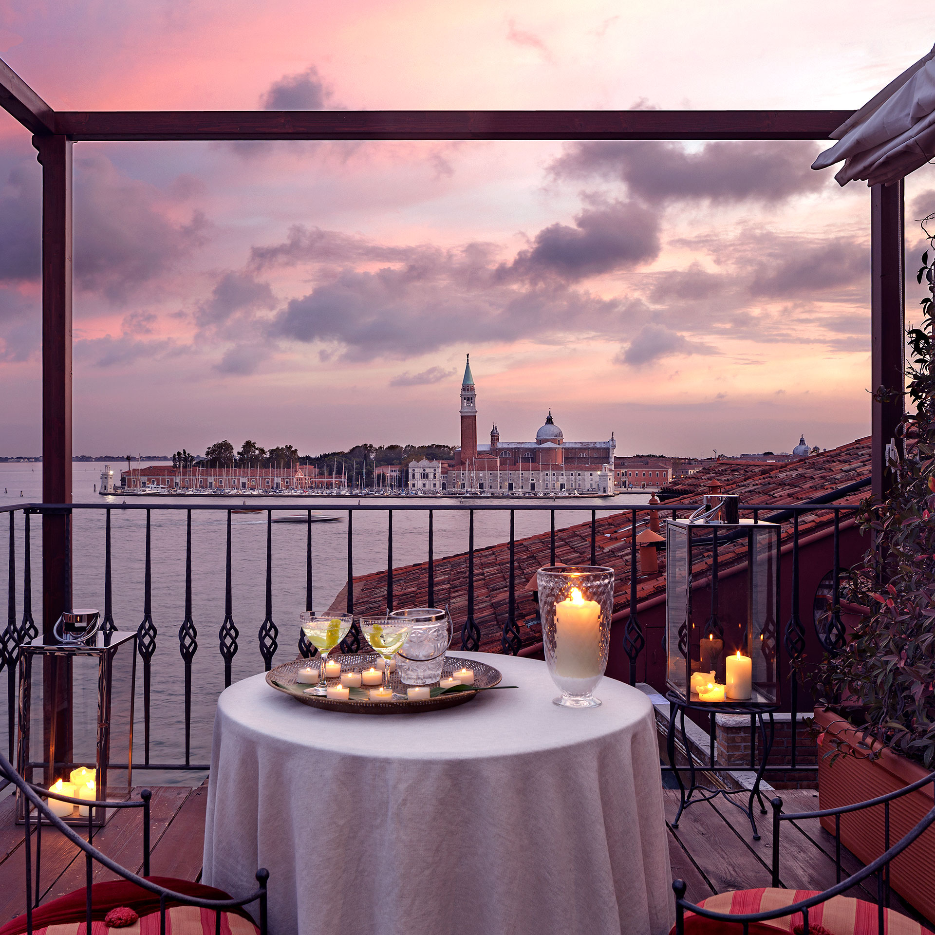 hotel from the tourist in venice