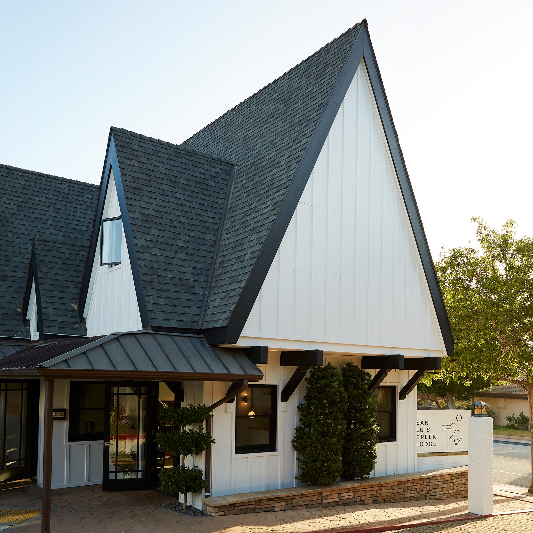 San Luis Creek Lodge