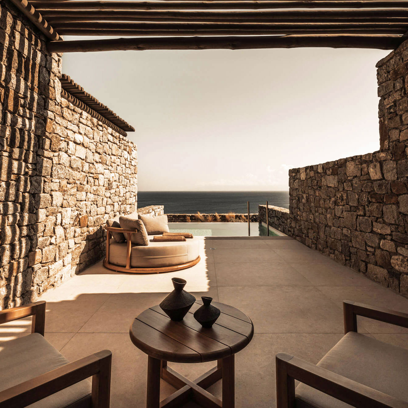 Enigma Hideaway Suites