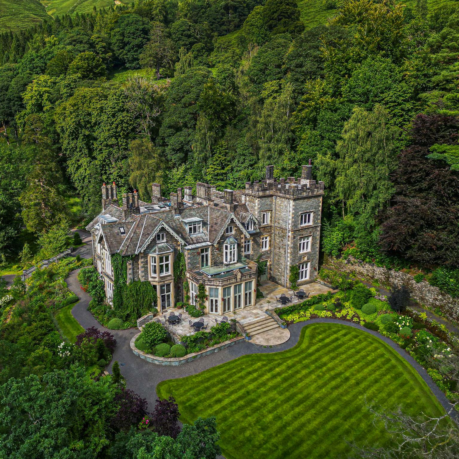 Forest Side Hotel