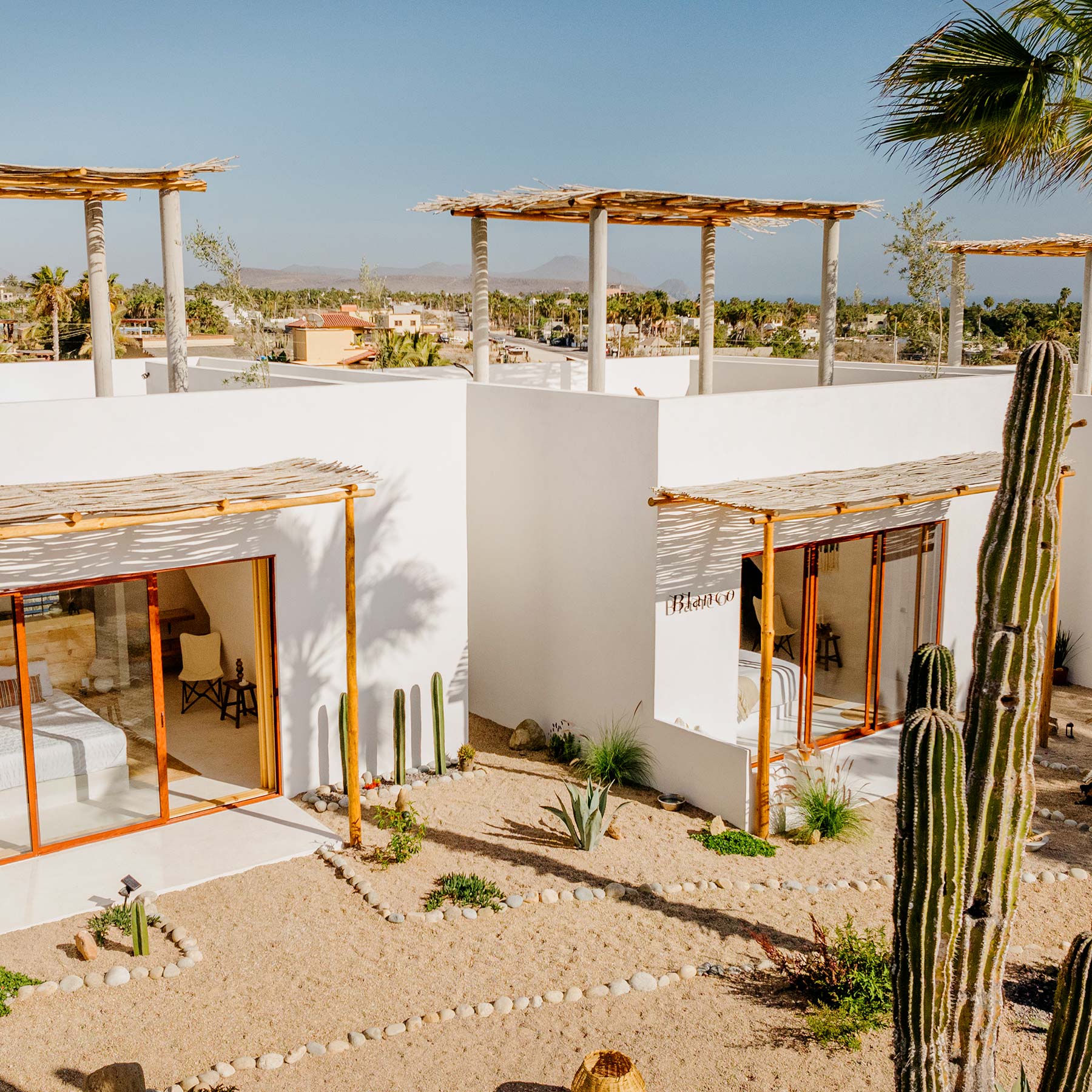 Affordable Hotels on the Pacific Coast of Mexico – Casa Blanco