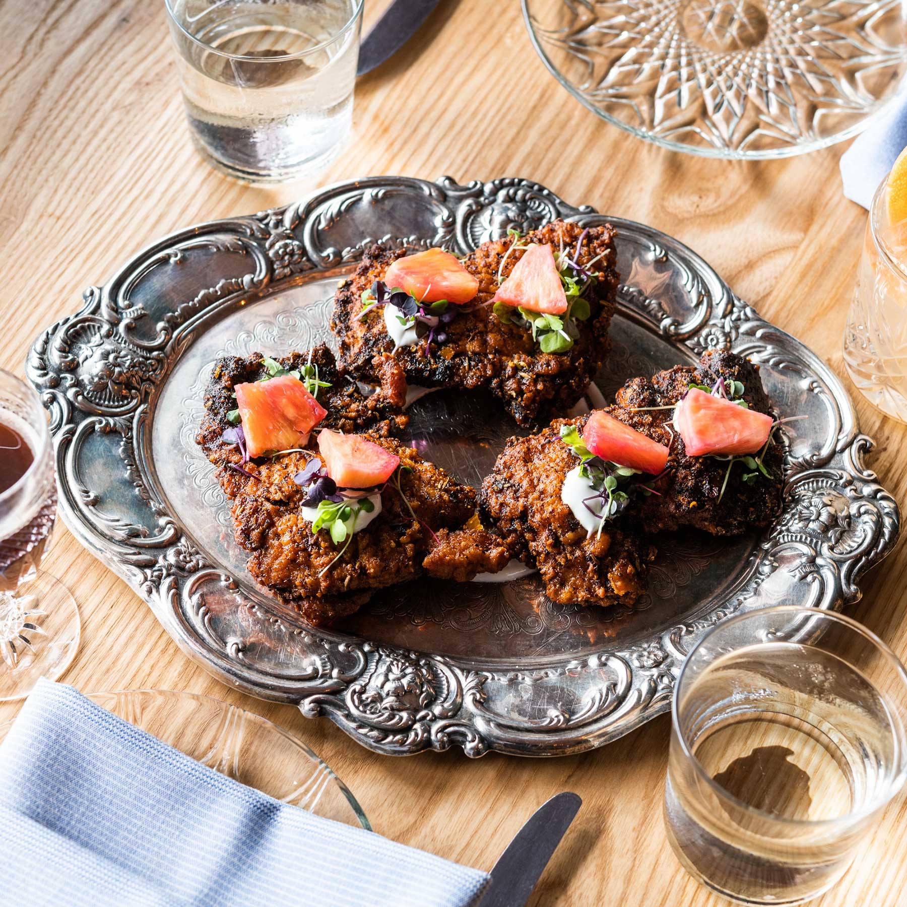 Paprika Studios / Mister Mao