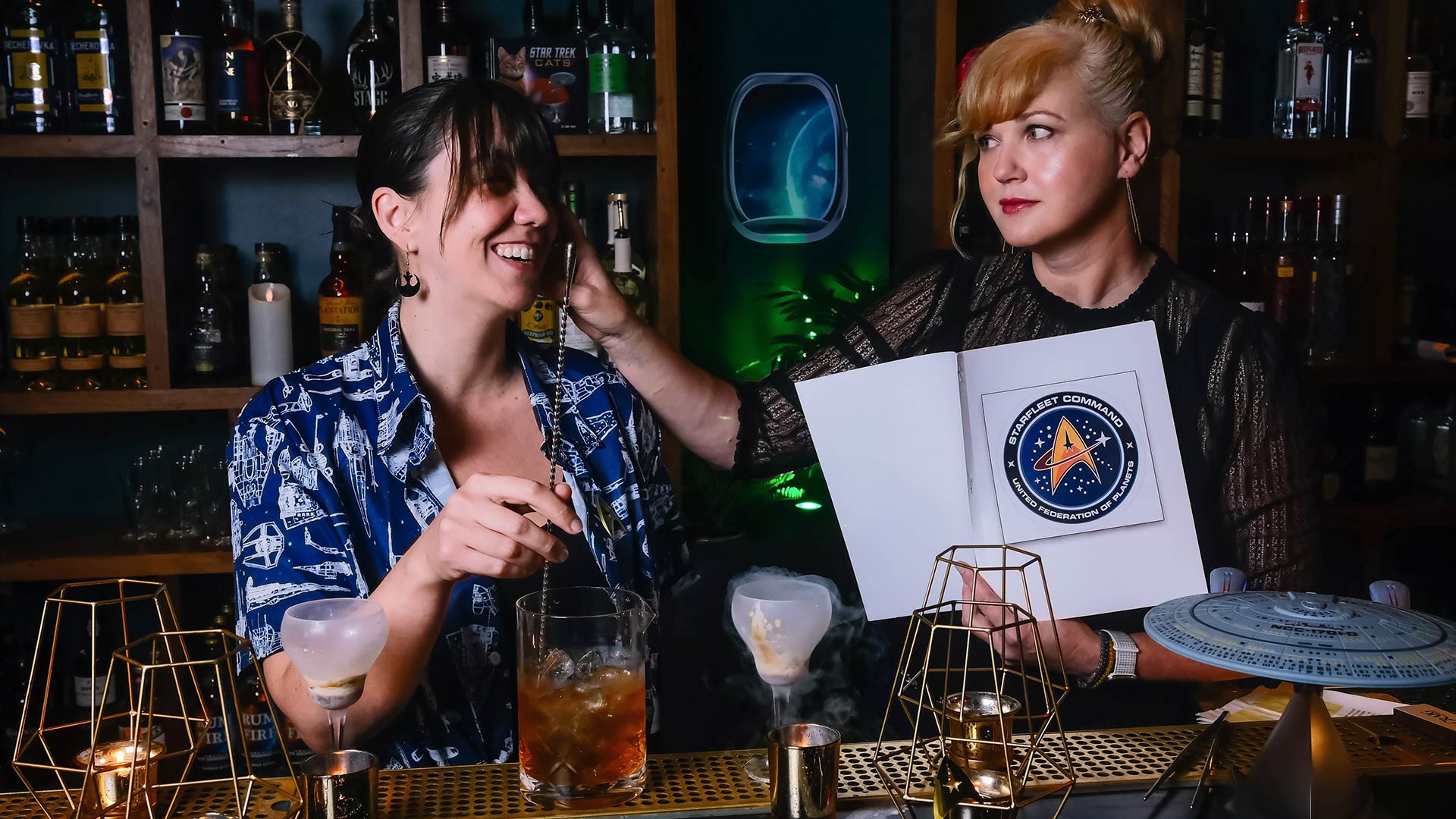 Daniel Villa / Colleen Hughes and Rhea Buck