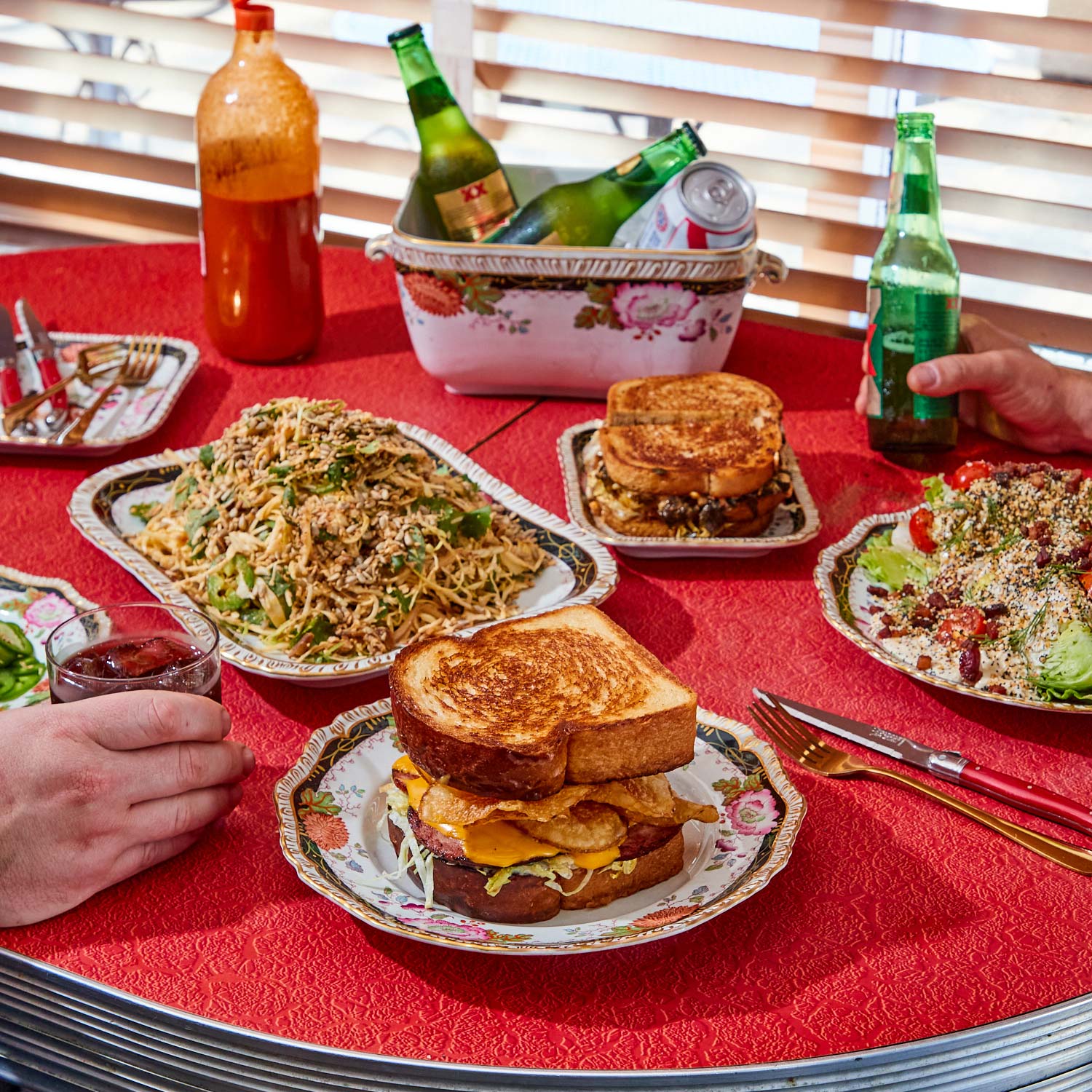 William Hereford / Turkey and the Wolf