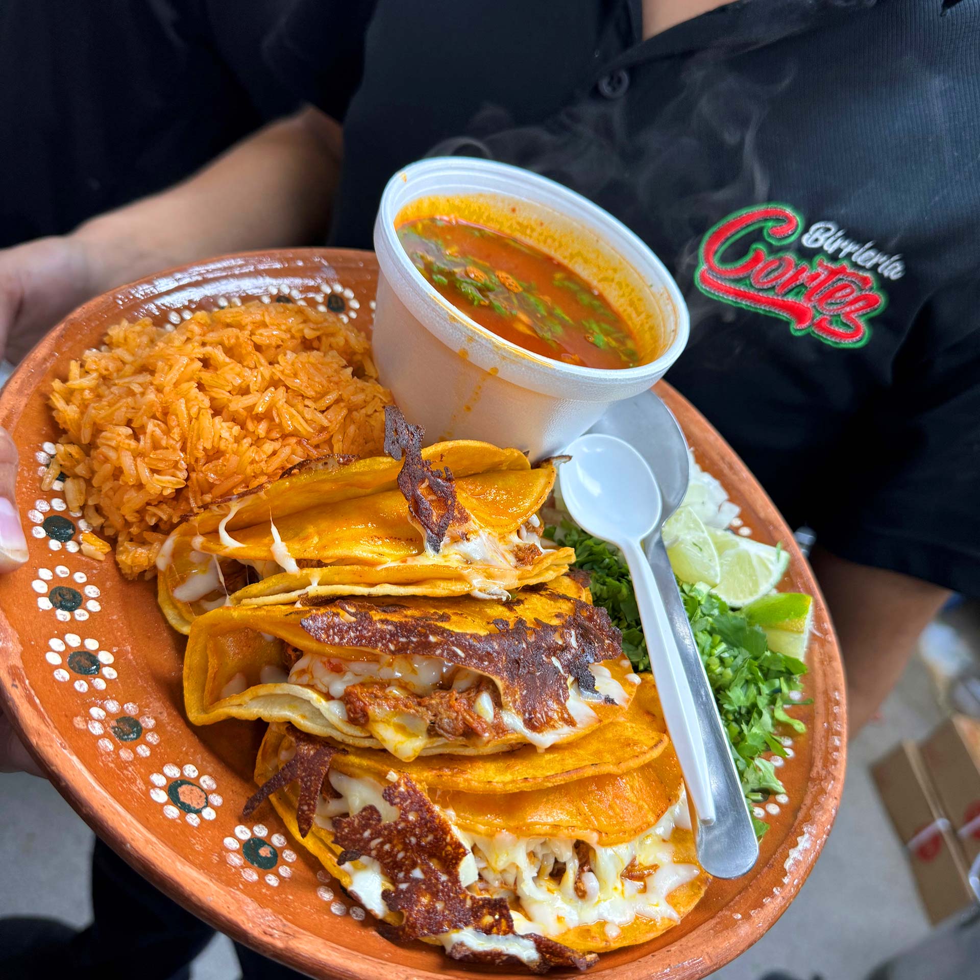 Birrieria y Taqueria Cortez