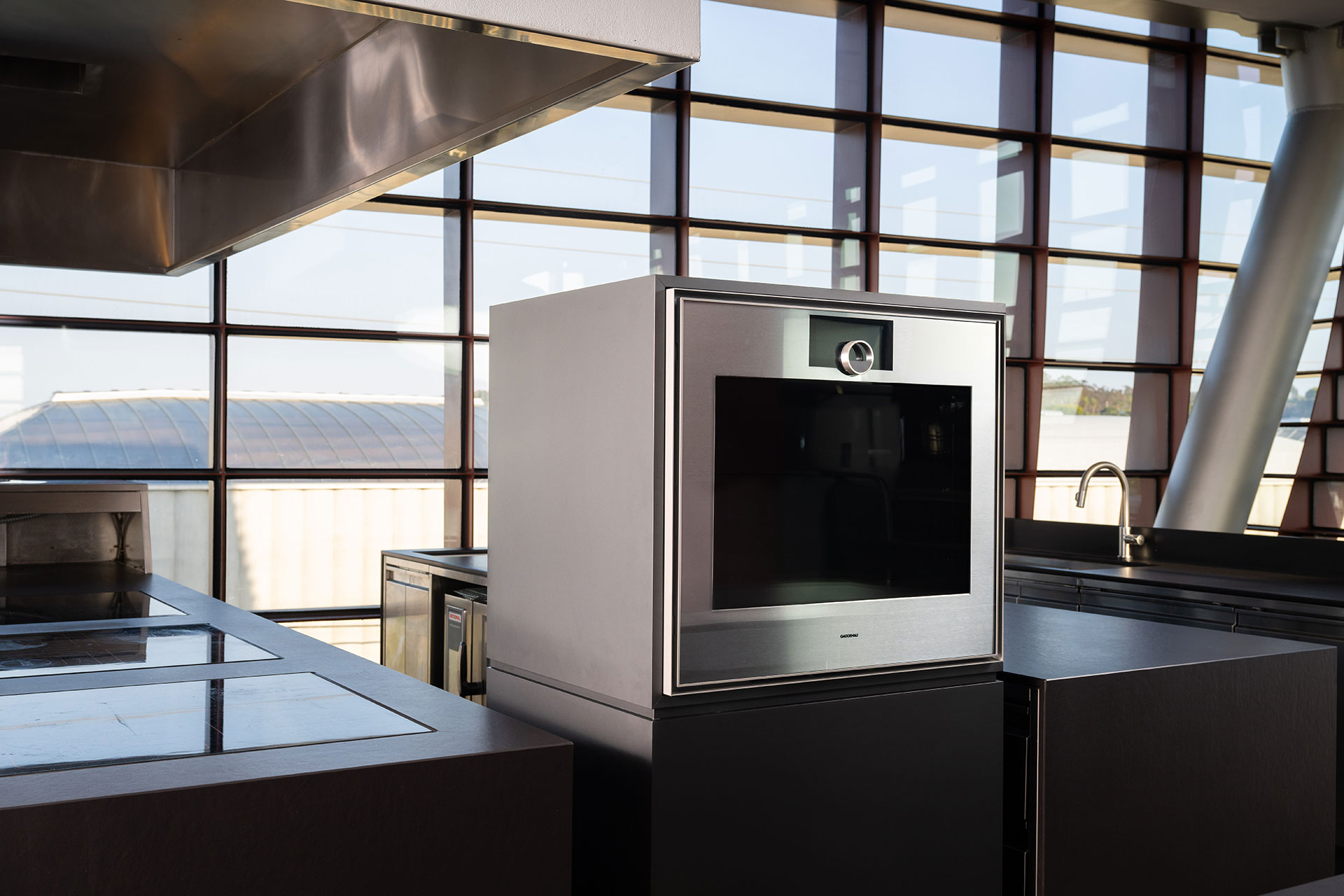 The all new Gaggenau Expressive Series Combi-Steam Oven, with 14 precise heating methods, takes its place alongside professional equipment in the kitchen of Two MICHELIN-starred Vespertine. 