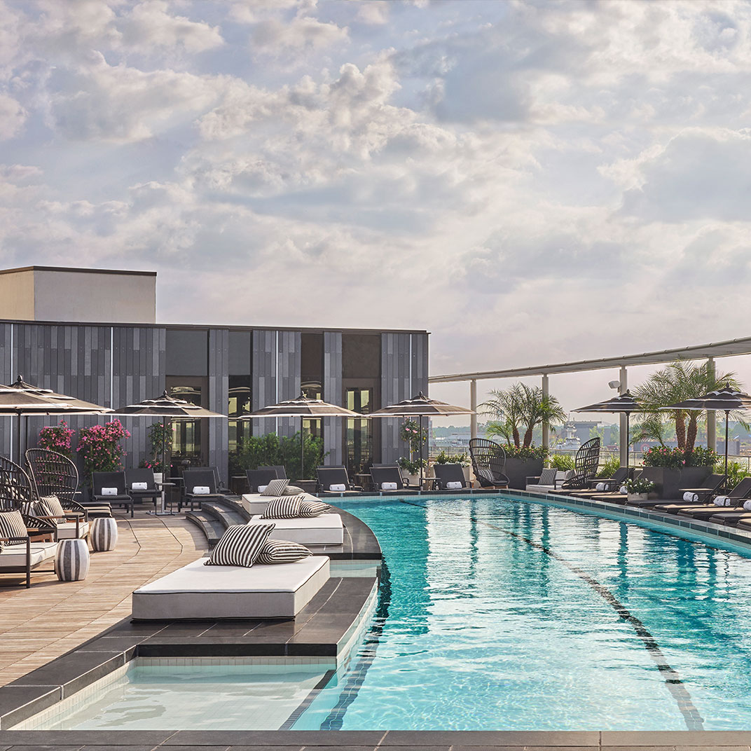 At the Four Seasons, one of the best rooftop pools in the city. ©Four Seasons