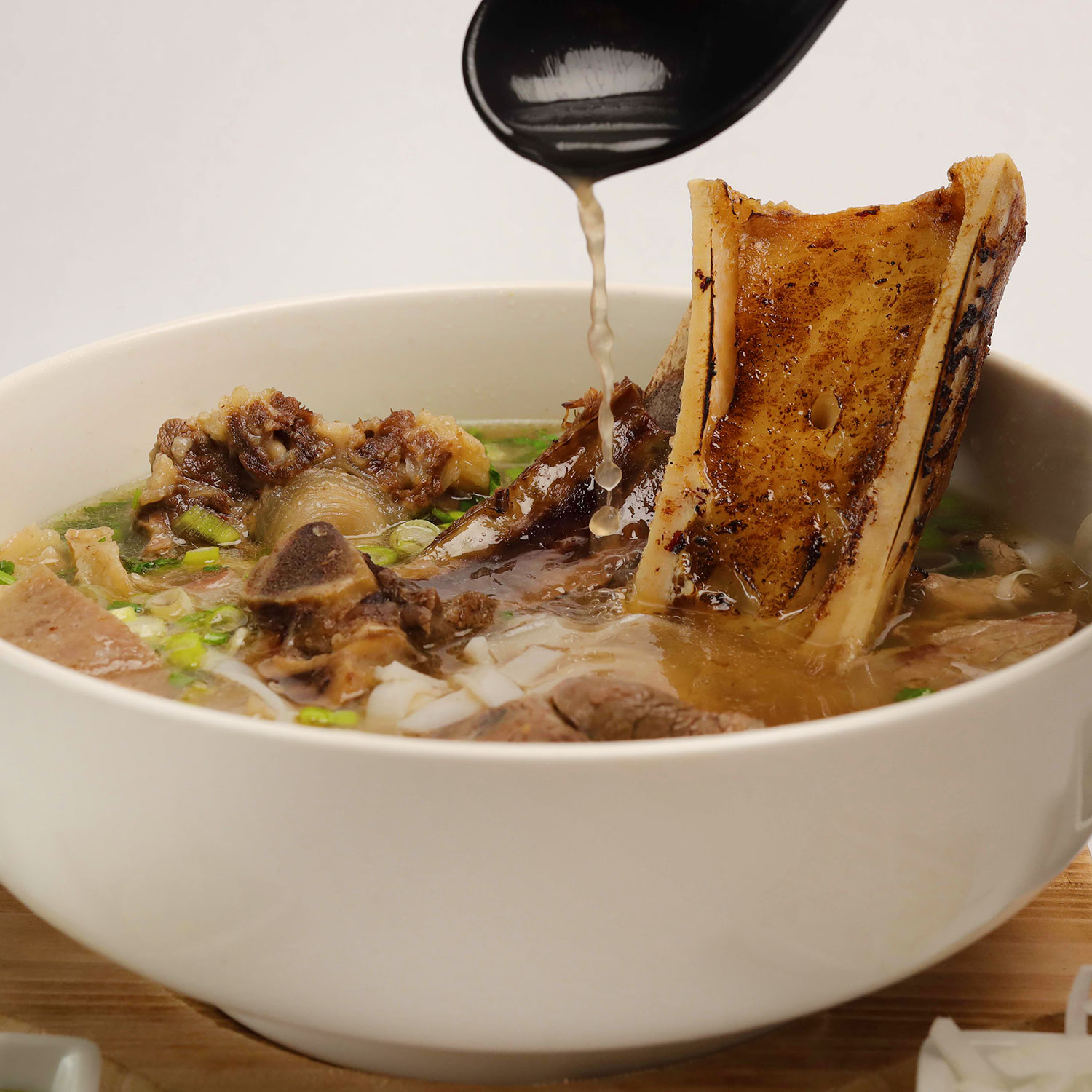 ©Cecey Karoki/PhoXotic