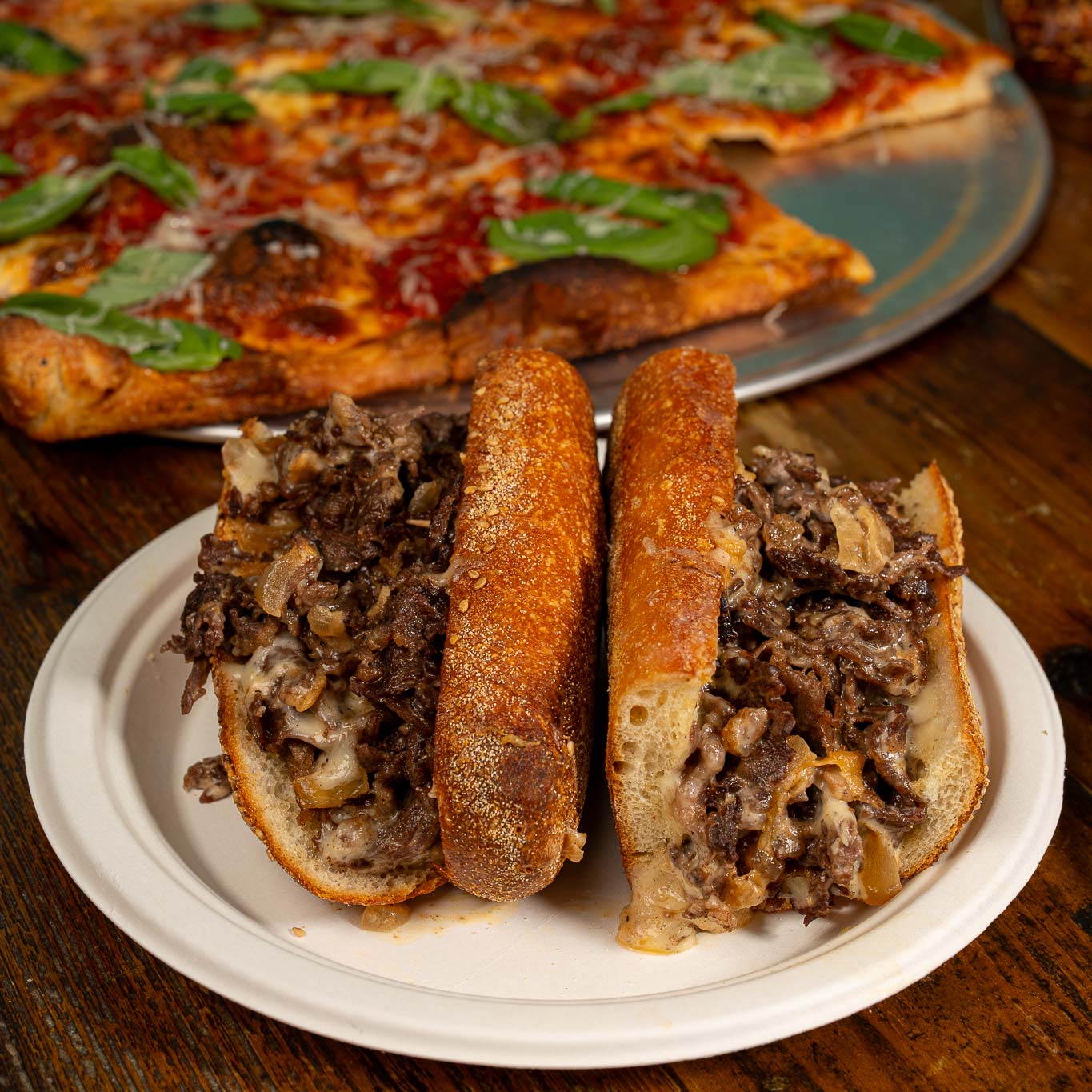 ©Mike Prince/Del Rossi's