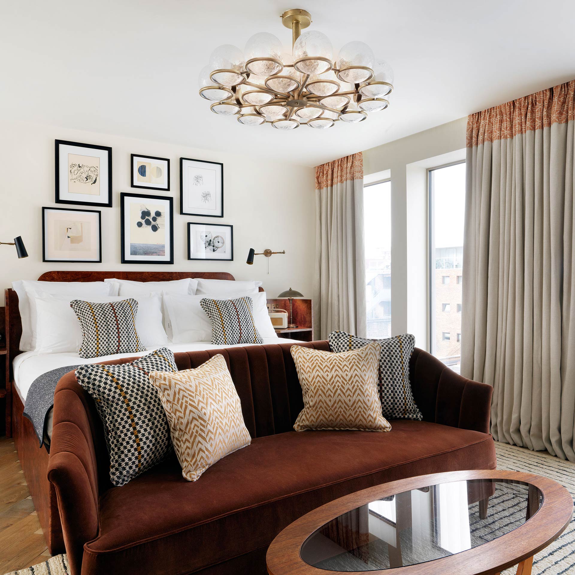 Redchurch Townhouse adds quiet Soho House luxury to a graffiti-strewn Shoreditch alley (© Redchurch Townhouse)