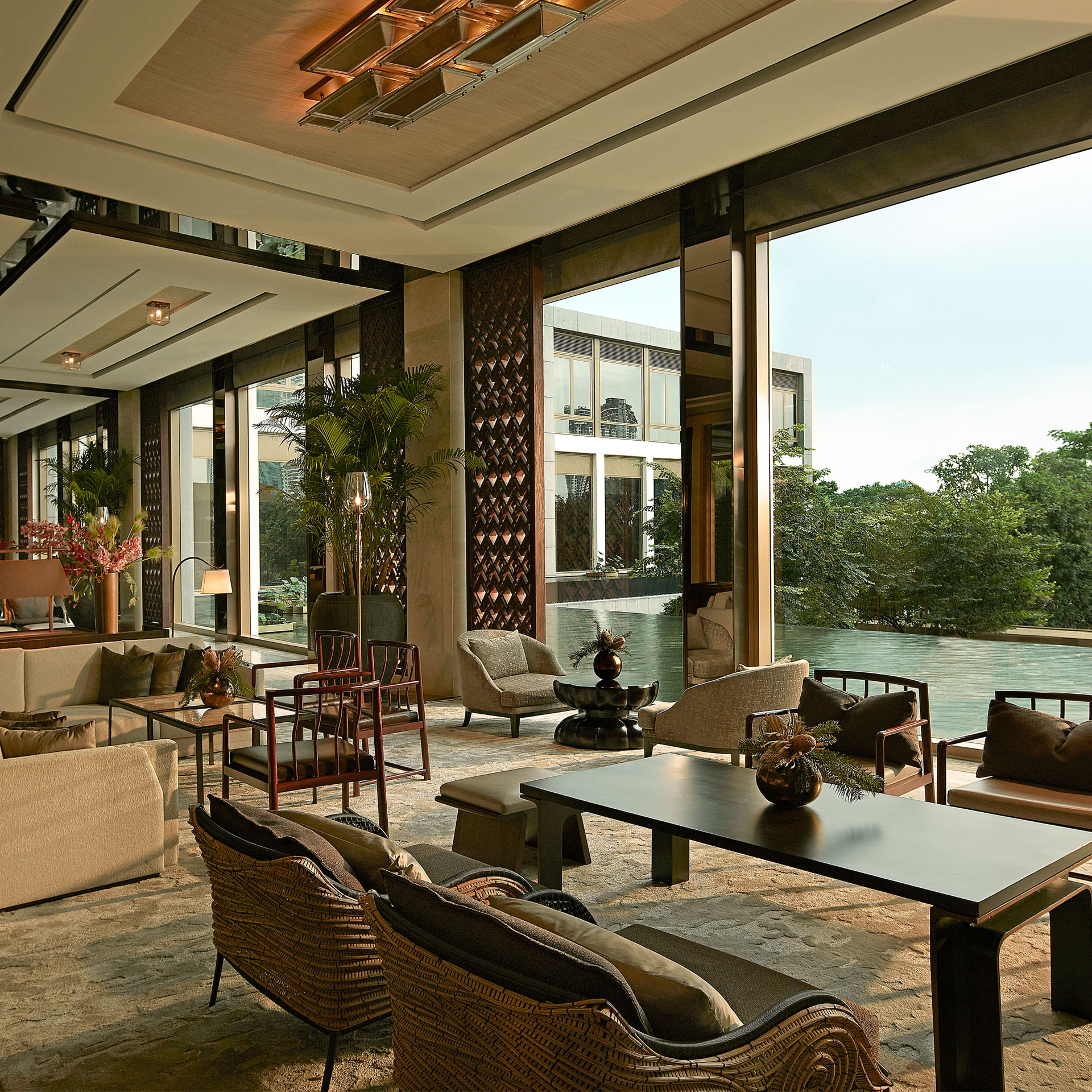 Hotels with restaurants near me