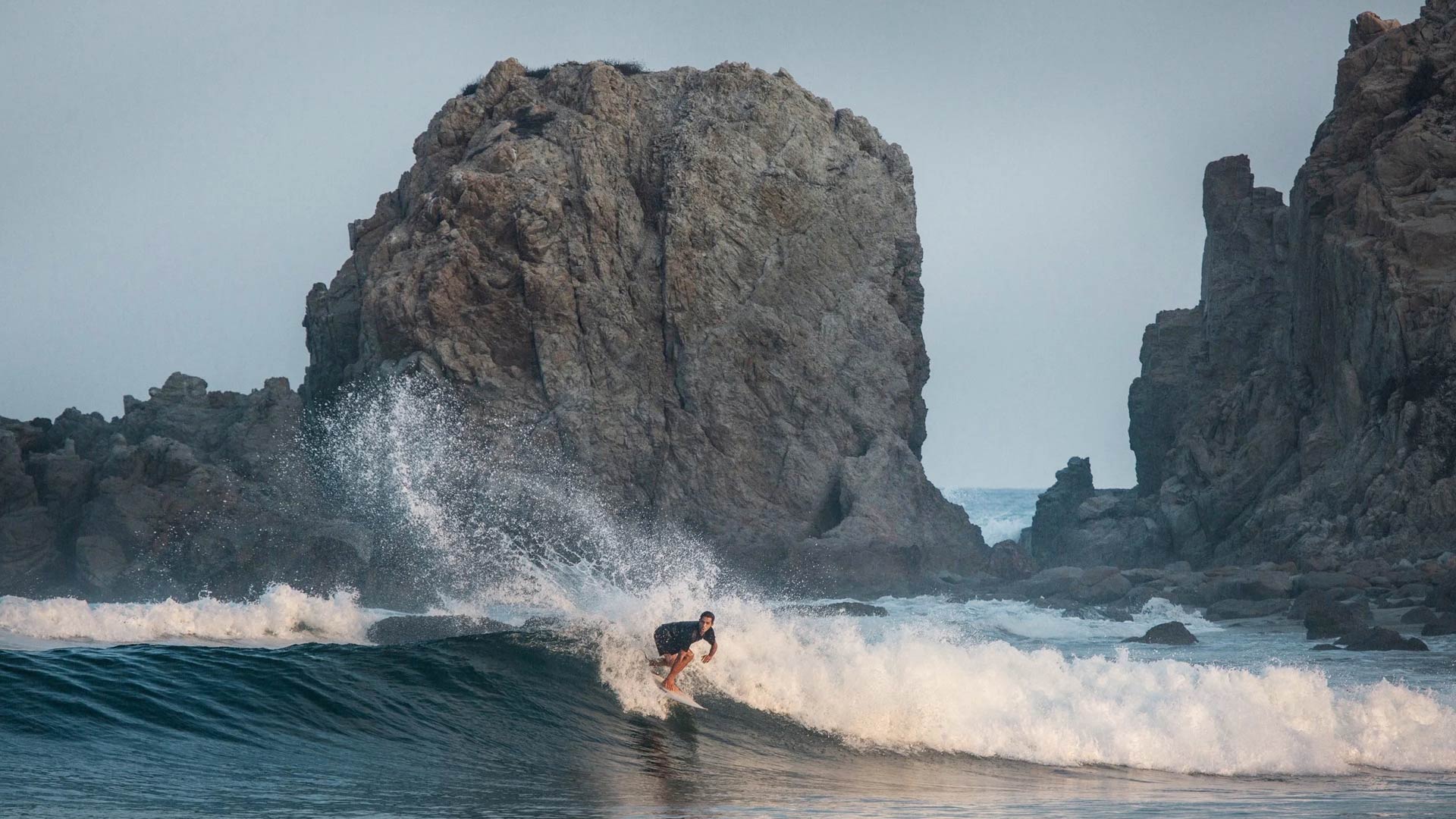 Surfing lessons are a can't-miss activity when visiting the area. @ artofsurfing.mx/Art of Surfing