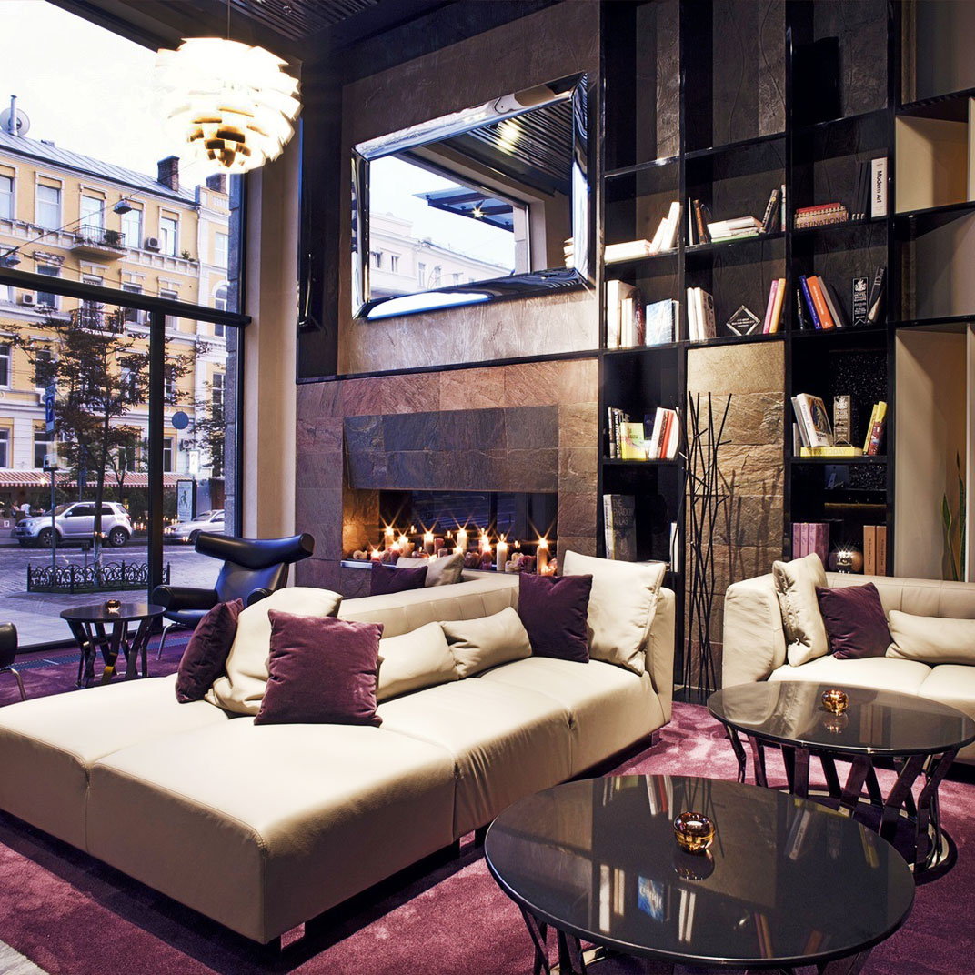 11 Mirrors Design Hotel by FACE the Service by Tablet Hotels