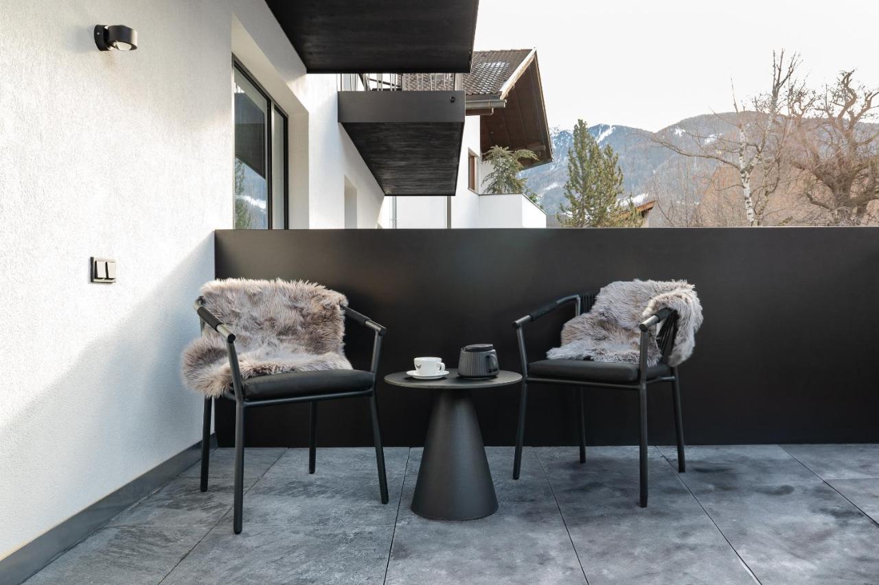 Photo 23 / 28 - Schwarzer Adler | Concept Living