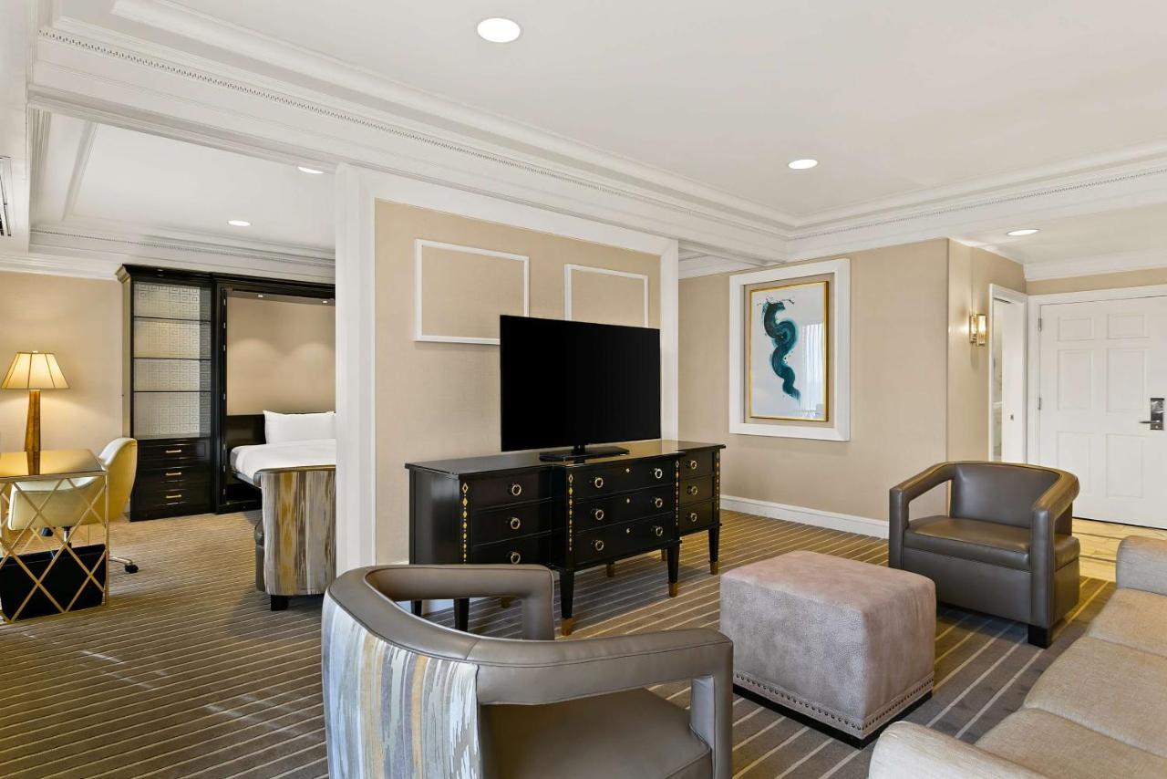 Photo 11 / 29 - The Royal Sonesta Harbor Court Baltimore