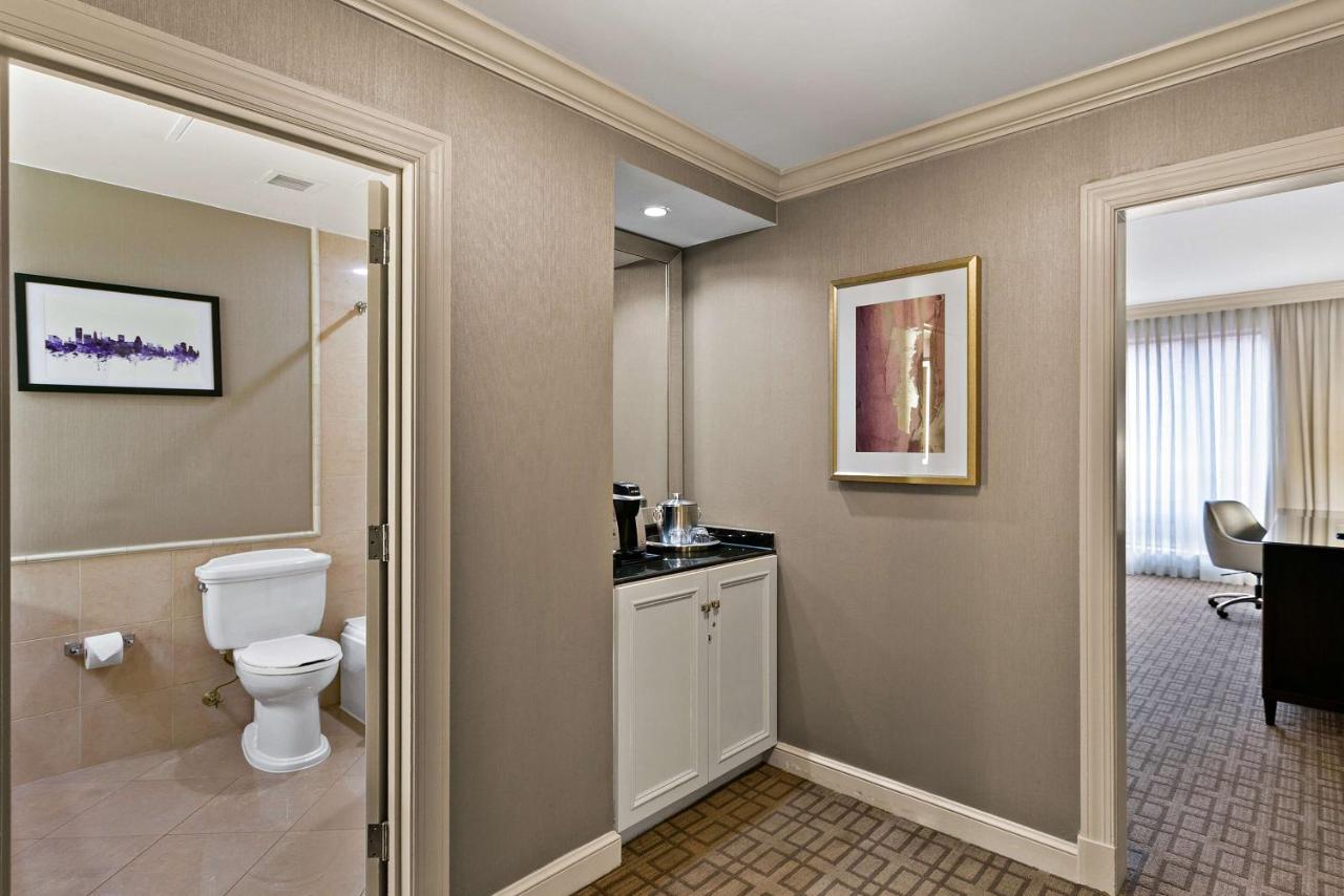 Photo 16 / 29 - The Royal Sonesta Harbor Court Baltimore