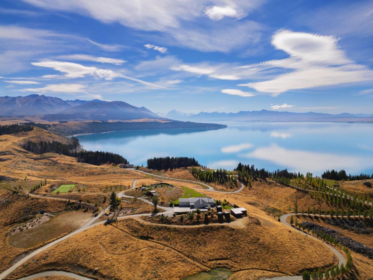 Mt Cook Lakeside Retreat
