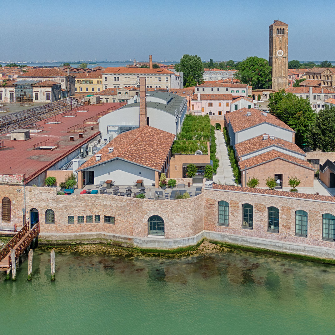 Photo 1 / 20 - NH Collection Murano Villa