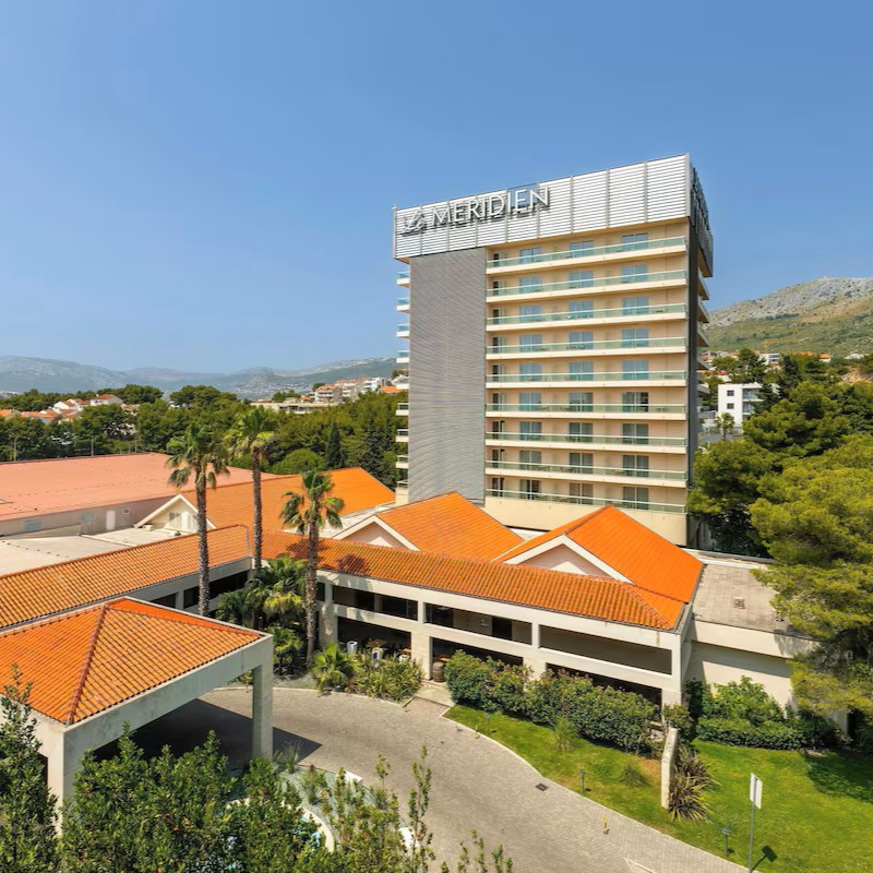 Photo 1 / 7 - Le Meridien Lav Split