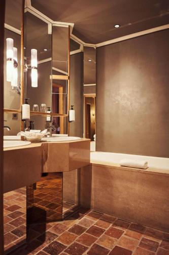 Le Relais Bernard Loiseau - Saulieu - ミシュランガイド