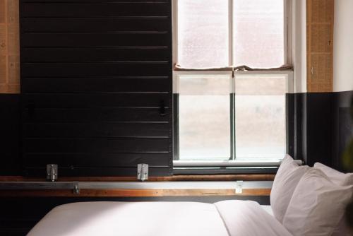 Ace Hotel x Pendleton ポートランド ブランケット クイーン New York City Plaid Blanket – Ace Hotel Shop